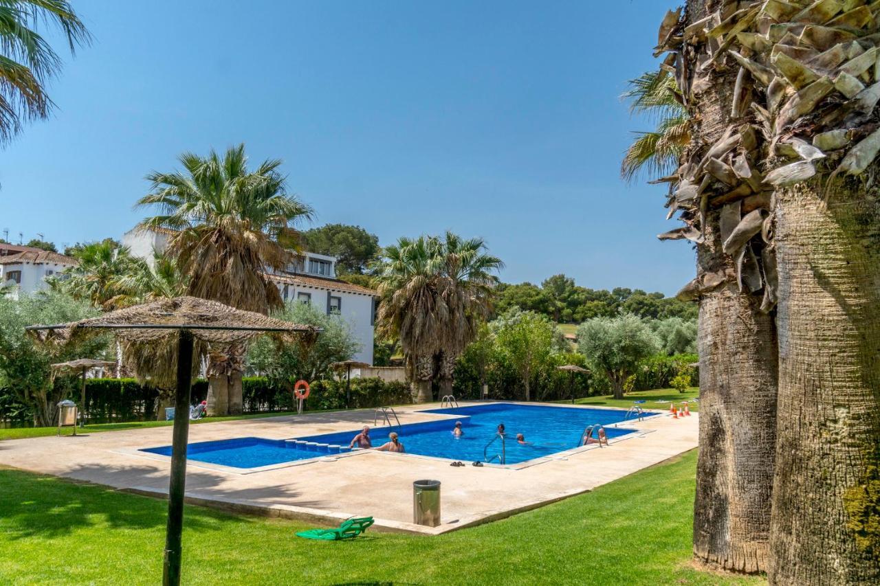 אוריהואלה Villamartin Plaza מראה חיצוני תמונה